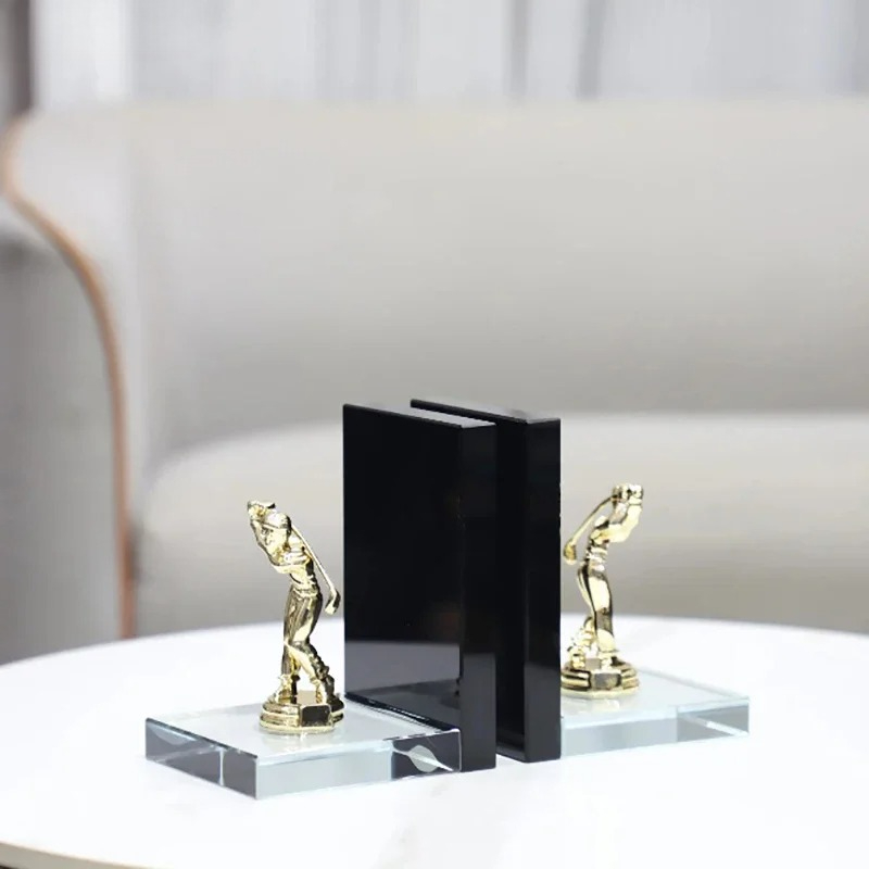 ประติมากรรมนักกอล์ฟสีทอง ของตก - Aesthetic Bookend บทวิจารณ์และราคา